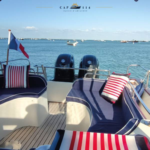 Mariage sur le Bassin d’Arcachon : bateau privatisé, moment magique