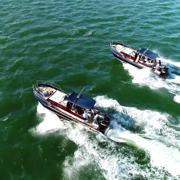 Arrivée de la Belle Poule au salon nautique d'Arcachon